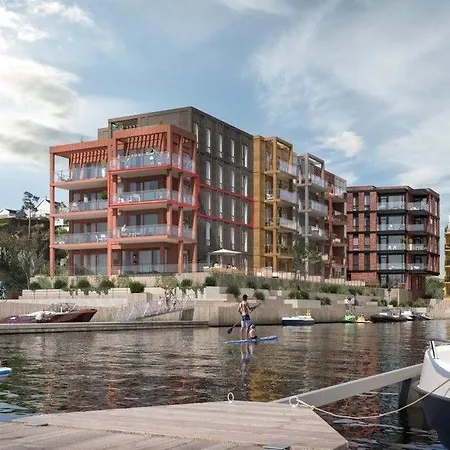 Apartamento Spektakulaer 4-roms Leilighet I Sjofront, Med Fantastiske Solforhold Og Utsikt Utover Tromoysund Og Mot Byen *